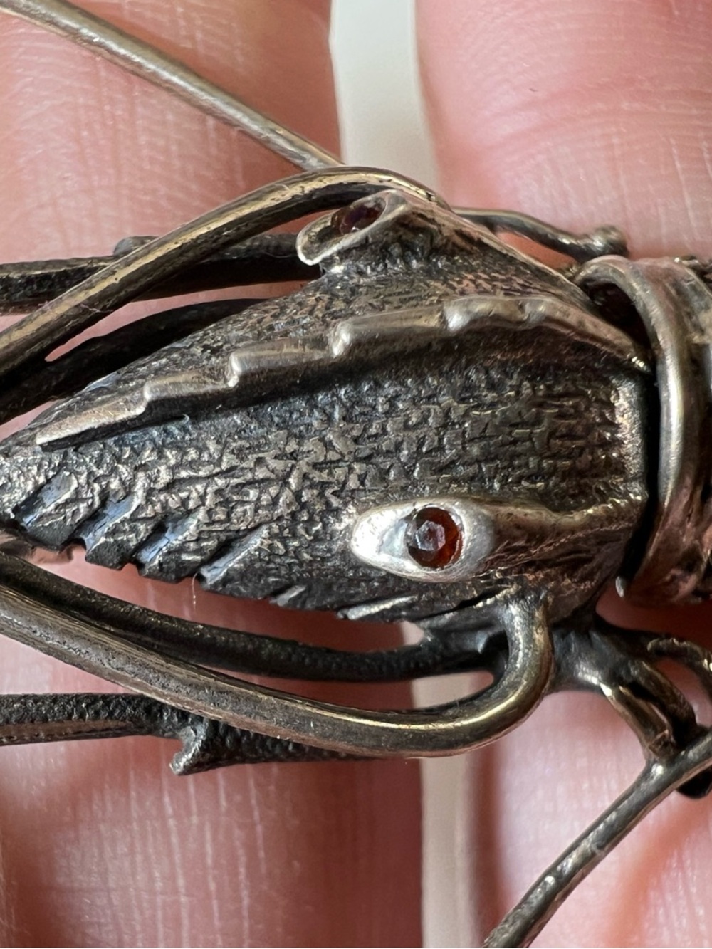 Vintage Sterling Silver Crawfish brooch pin with red eyes - Picture 9 of 15